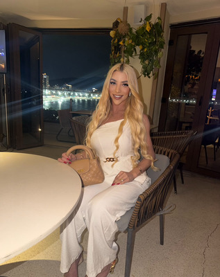 Larissa Beatriz 62