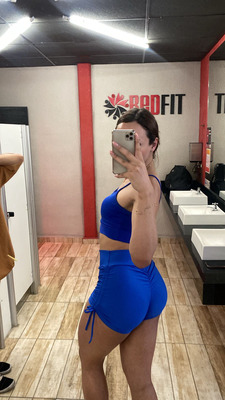 Bruna Lins 25