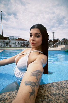 Bruna Peixotu 9