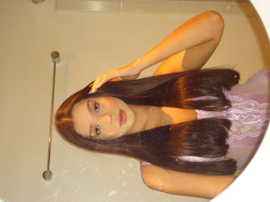 Bruna Peixotu 12