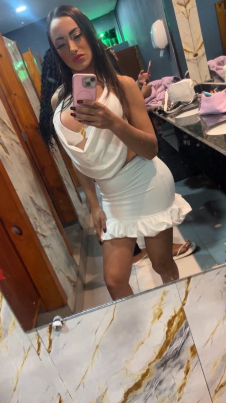 Karolyne Vastezon 6