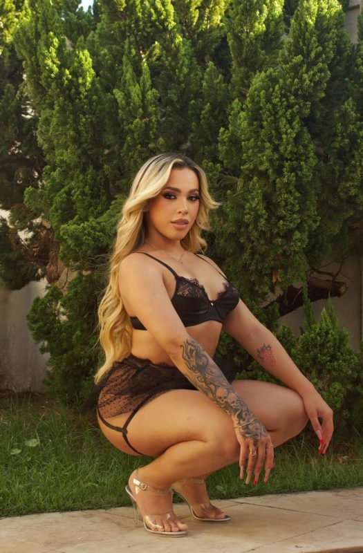 Rebecca Santos 17