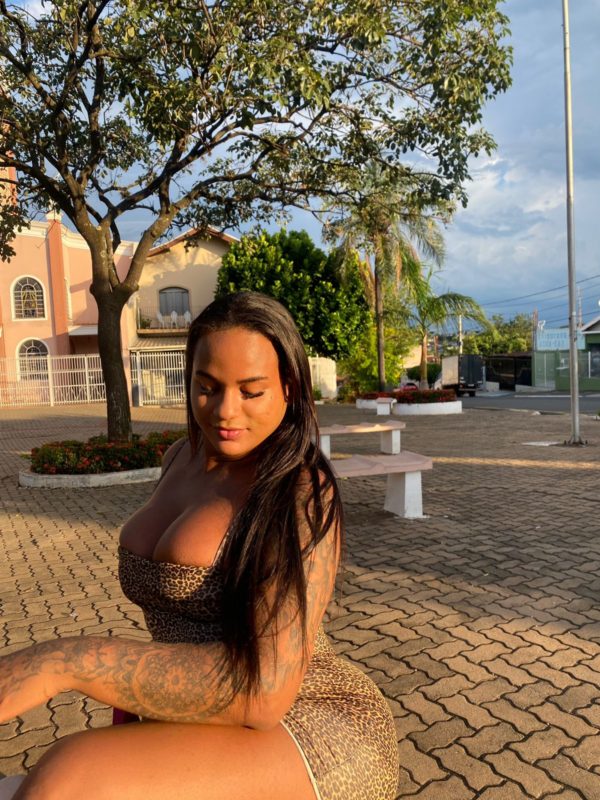 Melanine Alves 25