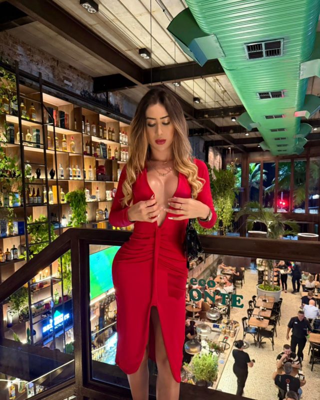 Júlia Oliveira 66