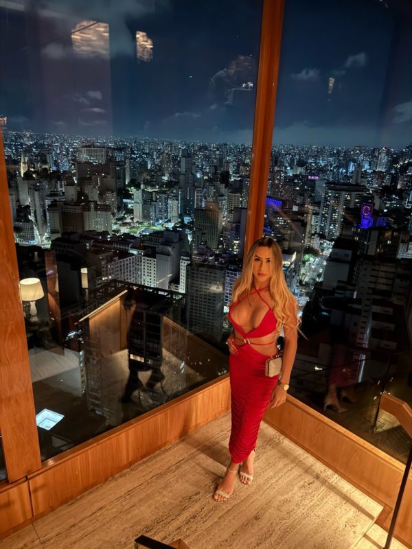Júlia Oliveira 16