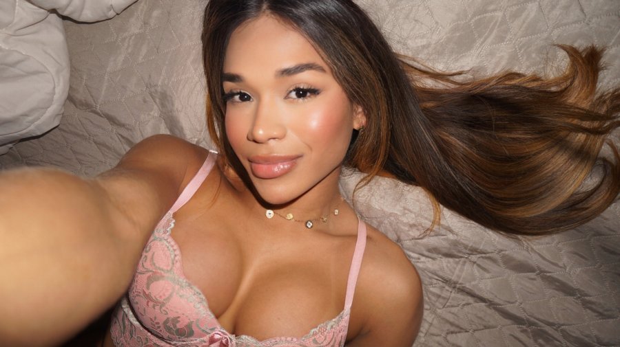 Amanda Garcia 14