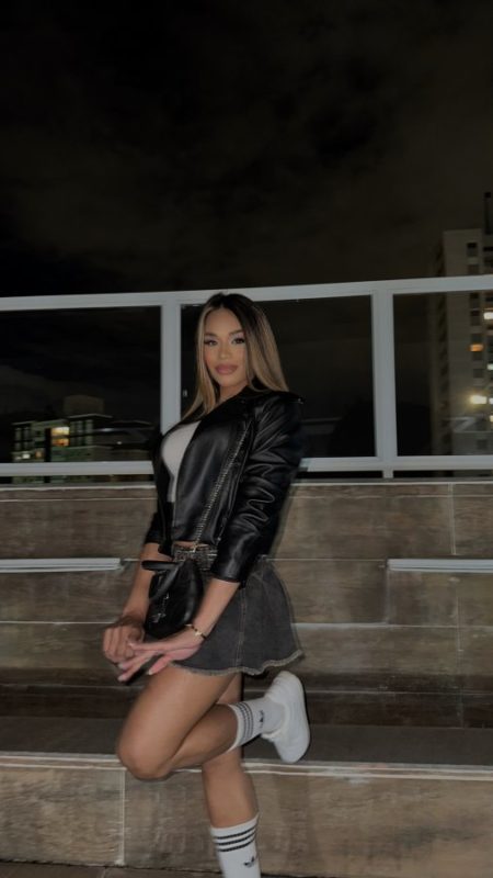 Amanda Garcia 18