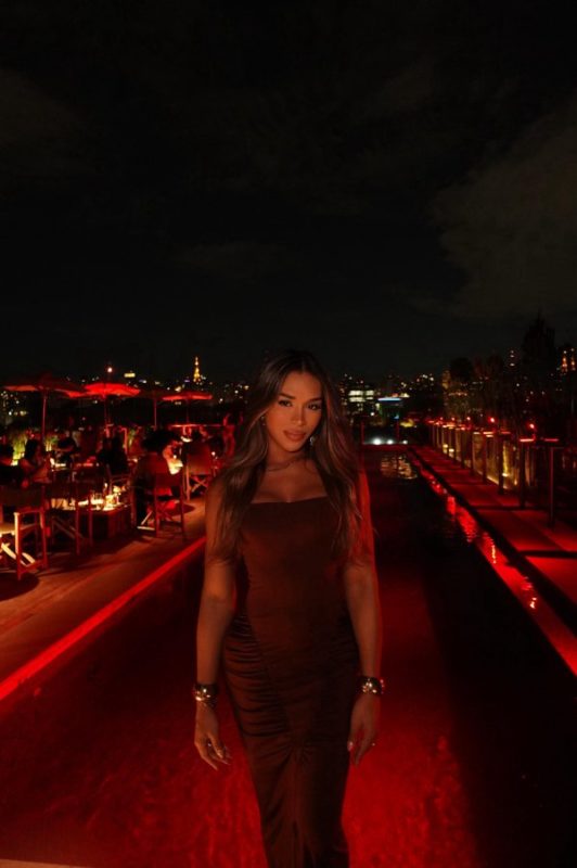 Bianca Montclair 64