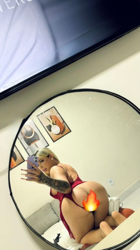 Rebecca Santos 33