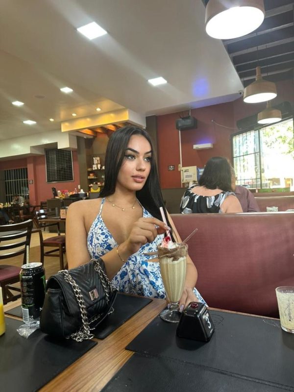 Dandara Souza 14