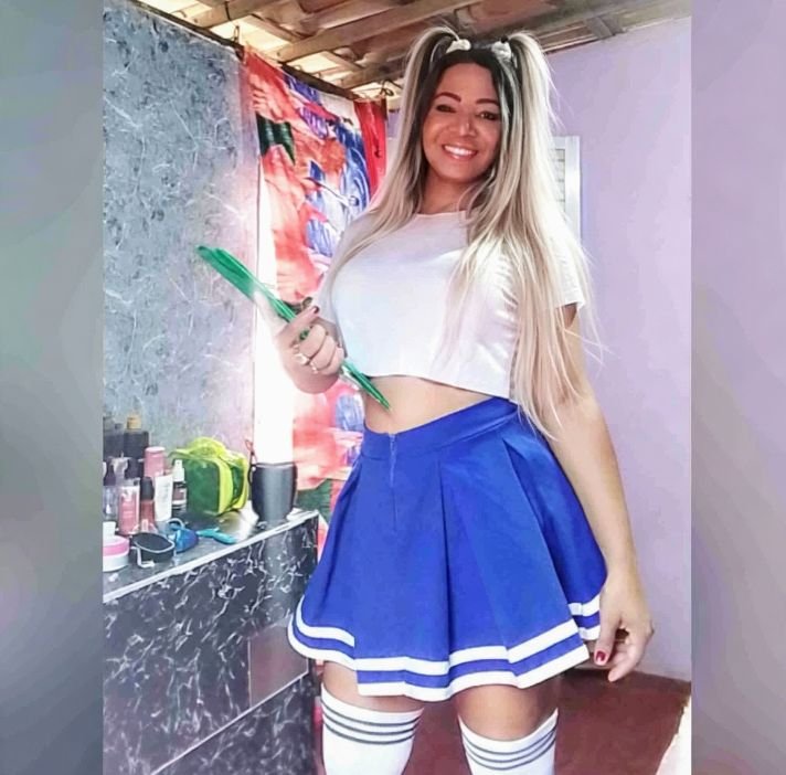 Juliana Blond 4