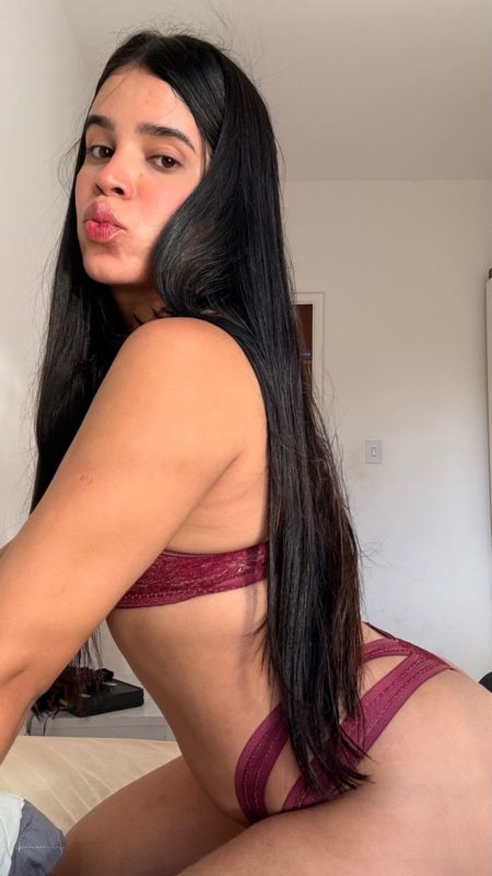 Alice Costa 19