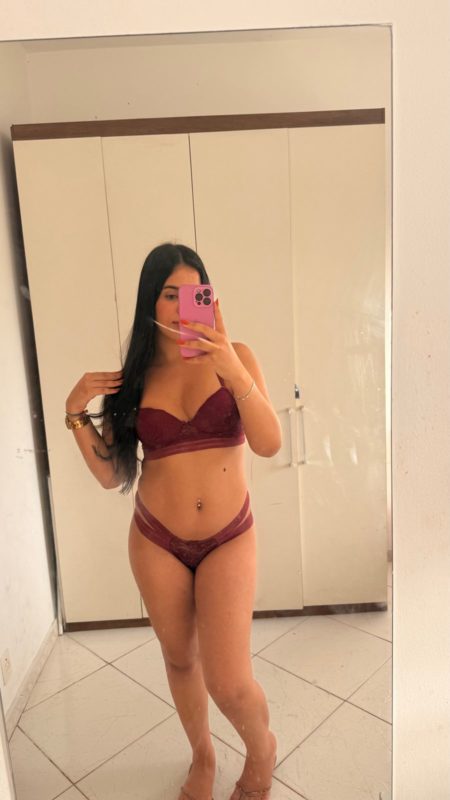 Alice Costa 17
