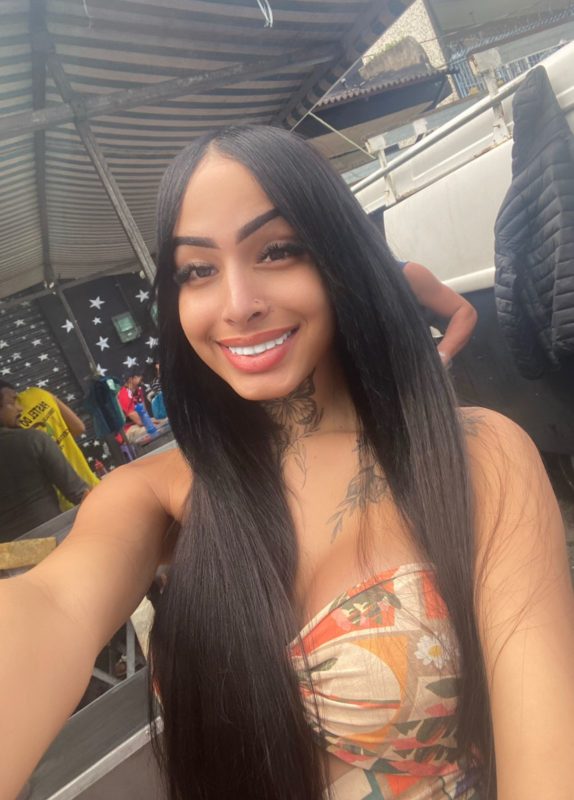 Julia 8