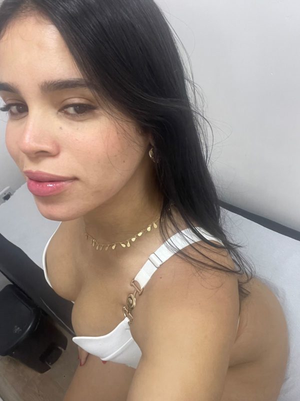 Alice Costa 73
