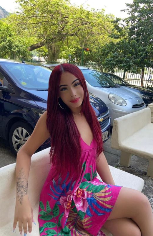 Julia Ruiva 3