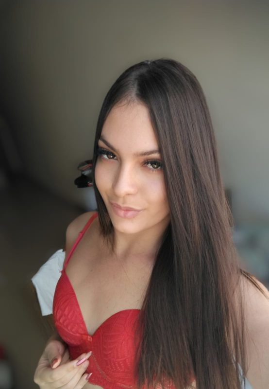 Milena Ferreira 34