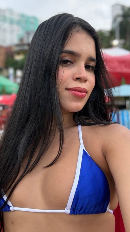 Alice Costa 10