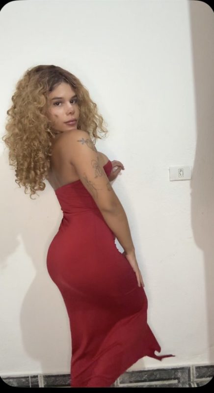 Hannah Beatriz 19