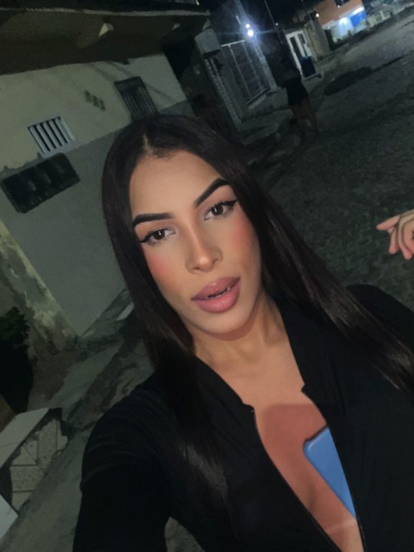 Gabby Ferraz 3