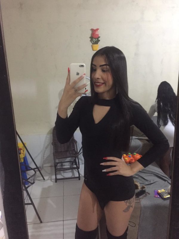 Gabby Ferraz 34