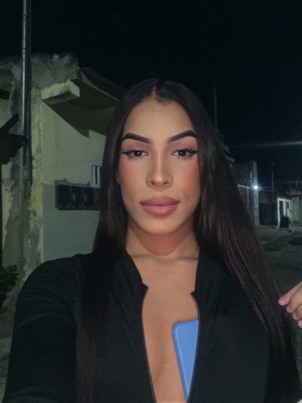 Gabby Ferraz 5