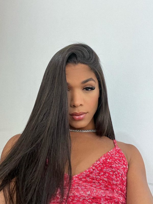 Rhiana Lira 18