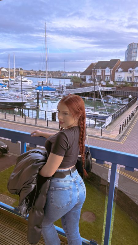 Larissa Ginger 31