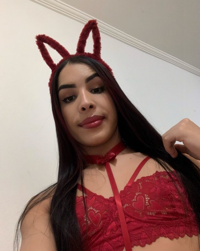 Gabby Ferraz 38