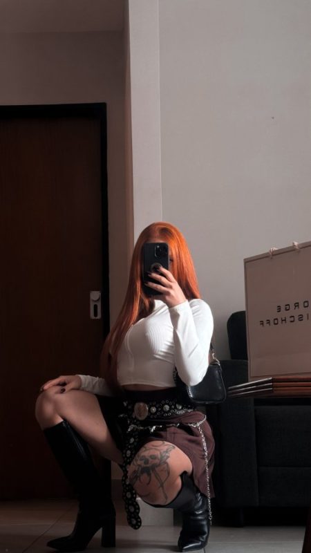 Larissa Ginger 6