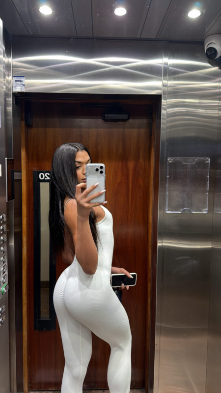 Rhiana Lira 60