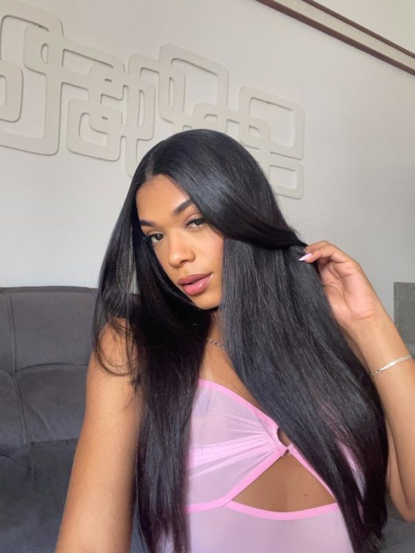 Rhiana Lira 7