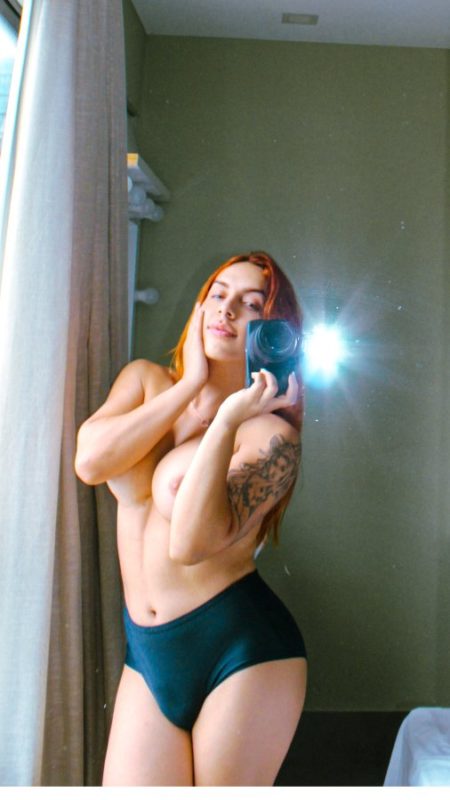 Larissa Ginger 22