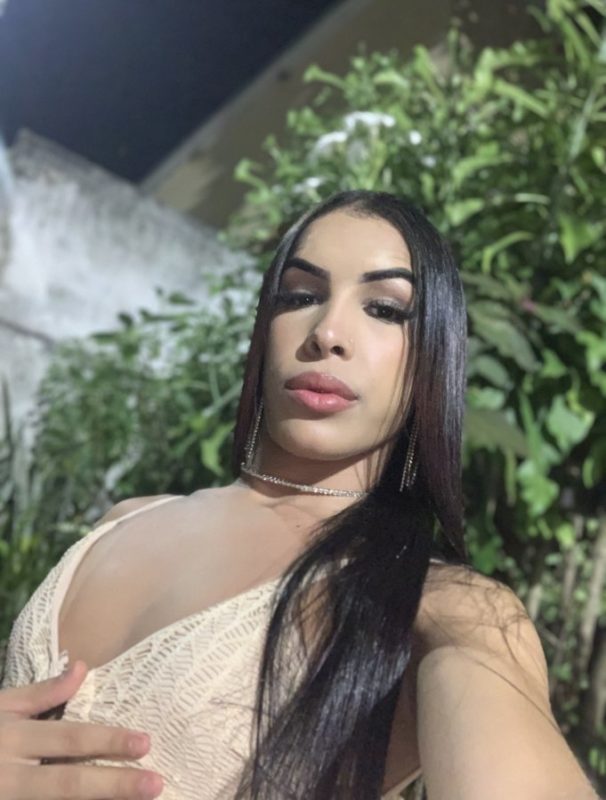 Gabby Ferraz 28