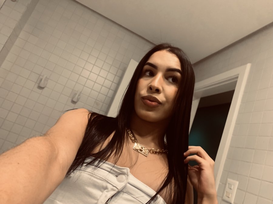Gabby Ferraz 41