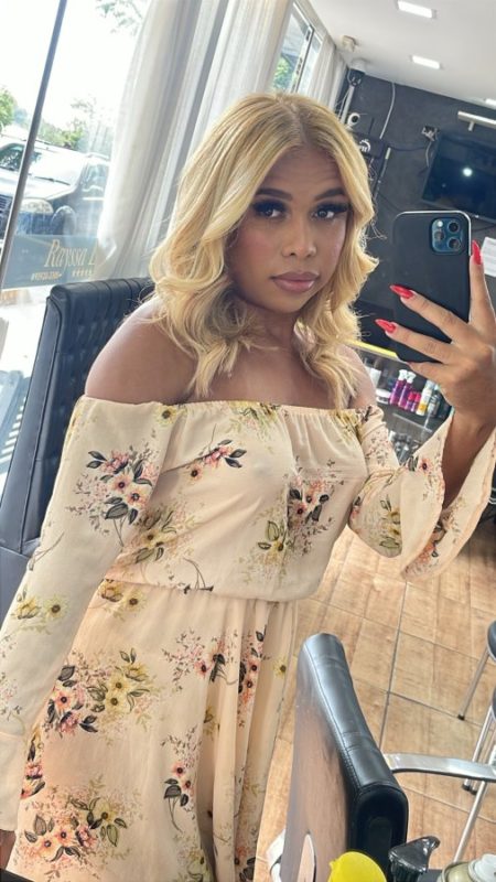Rebecca Souza 25