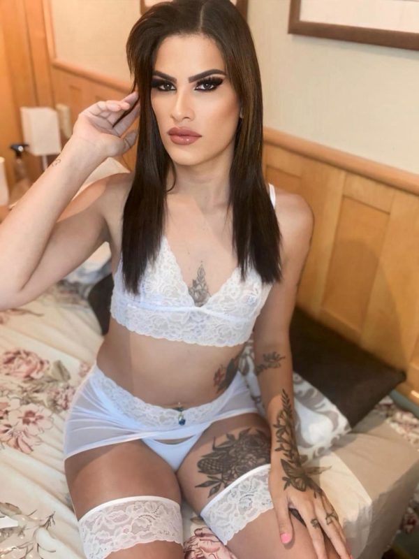 Lia Ferraz 8