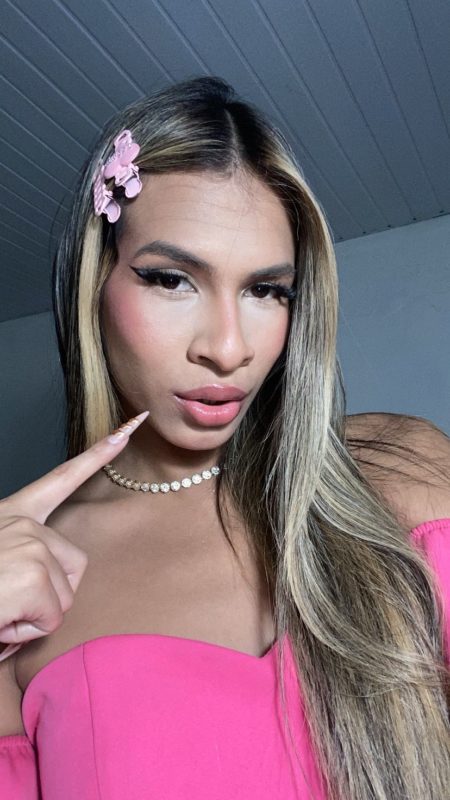 Isis Torres 11