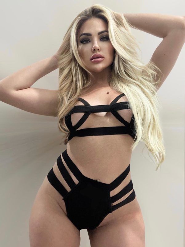 Jasmine Schütz 17