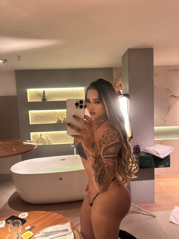 Amayla Fernandes 11