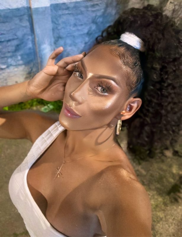 Adria Knowles 13