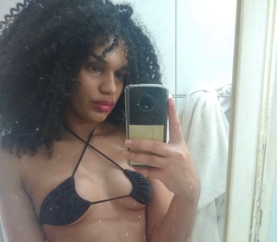 Gabriela Gomes 9