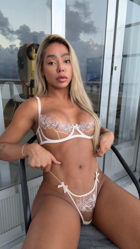 Flavia Ozores 51