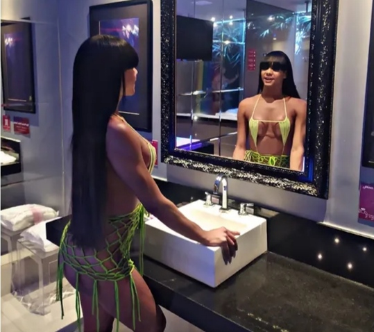 Agatha Piovanny 4