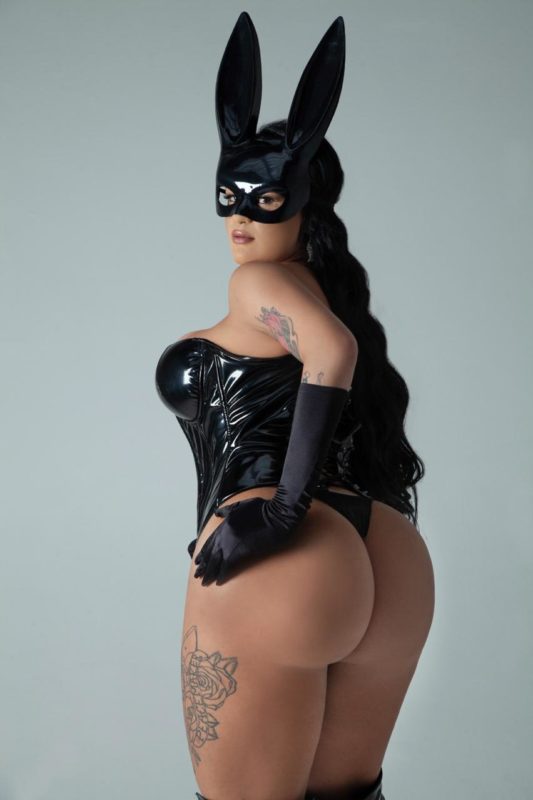 Julianna Guimarães 48