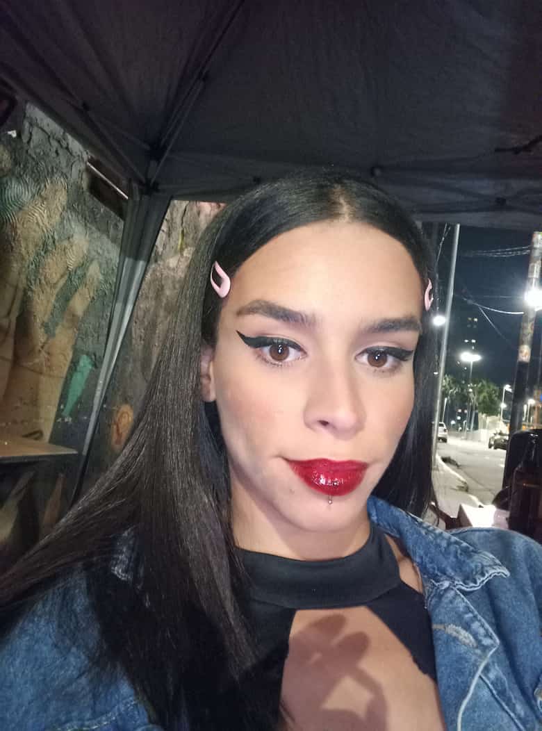 Mony Góes 19