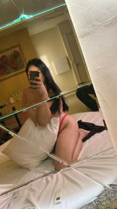 Júlia Pimentel 33