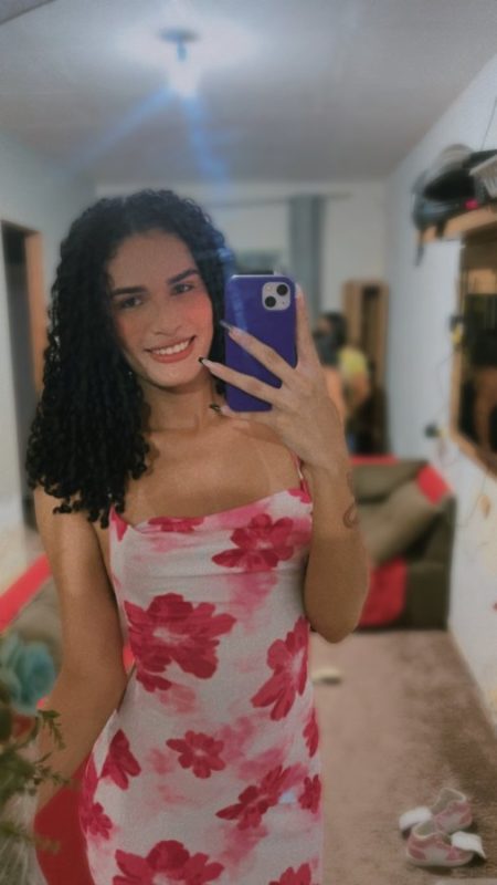 Stefany Soares 14
