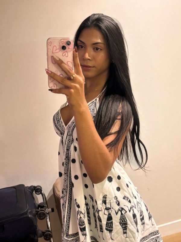 Alexia Rodrigues 4