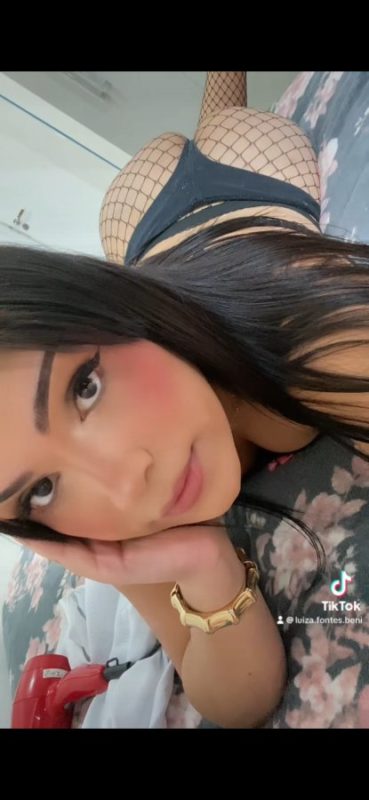Júlia Pimentel 25